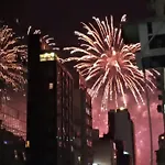 Copacabana Central, Praia E Comercio